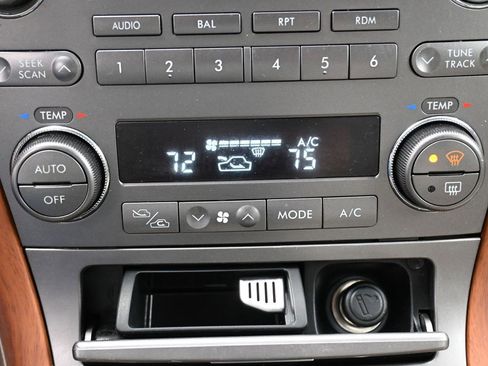 Used 2005 Subaru Legacy 2.5GT Limited image 22