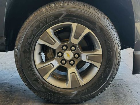 Used 2019 Chevrolet Colorado Z71 AWD/4WD image 27