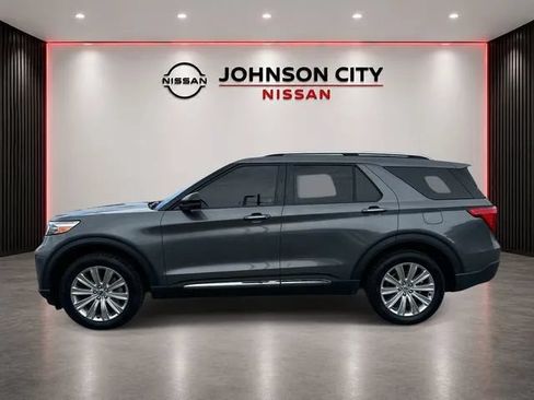 Used 2023 Ford Explorer Limited w/ Limited Technology Package AWD/4WD image 8