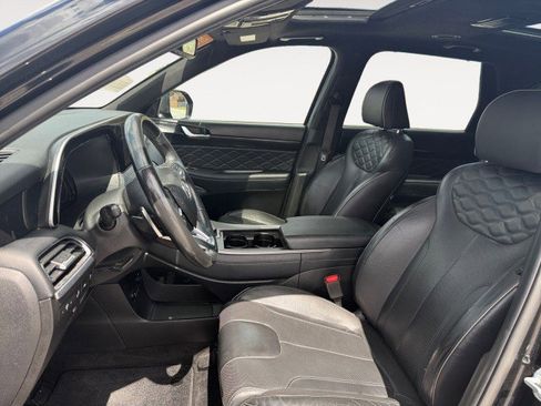 Used 2021 Hyundai Palisade Calligraphy image 4