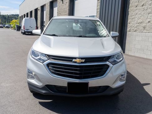Used 2021 Chevrolet Equinox LT AWD/4WD image 2