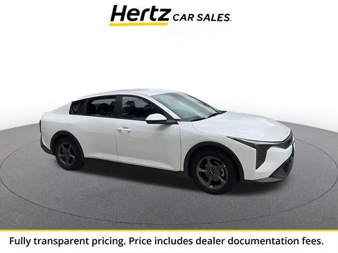 Used 2025 Kia K4 FWD image 1