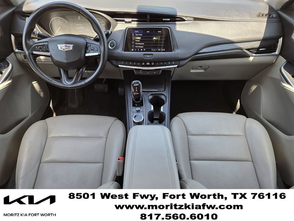 Used 2023 Cadillac XT4 Premium Luxury FWD image 5