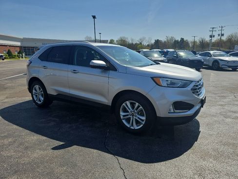 Used 2019 Ford Edge SEL AWD/4WD image 11