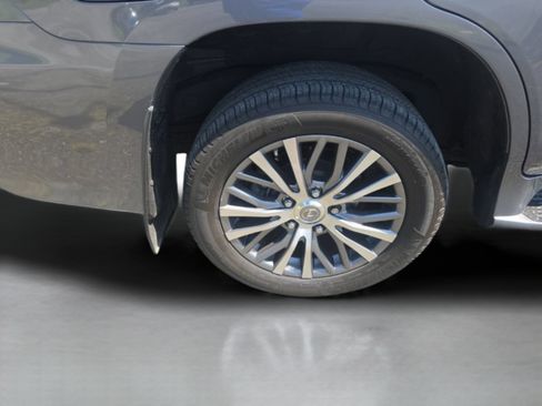 Used 2018 Lexus LX 570 4WD image 33