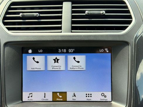 Used 2019 Ford Explorer XLT w/ Equipment Group 202A FWD image 24