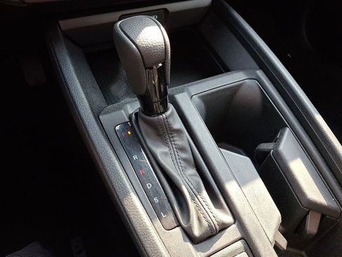 Used 2025 Honda Accord SE image 15