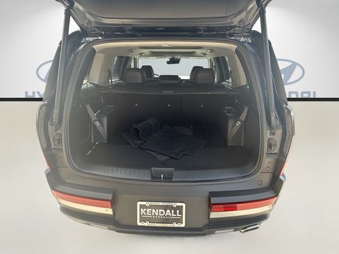 Used 2024 Hyundai Santa Fe Limited AWD/4WD image 23