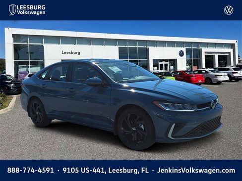 New 2026 Volkswagen Jetta SE image 1