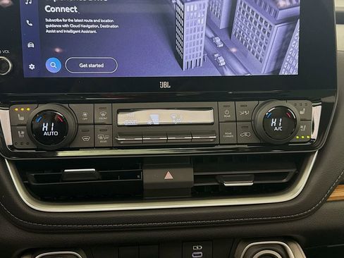 Certified 2024 Toyota Grand Highlander Limited image 20