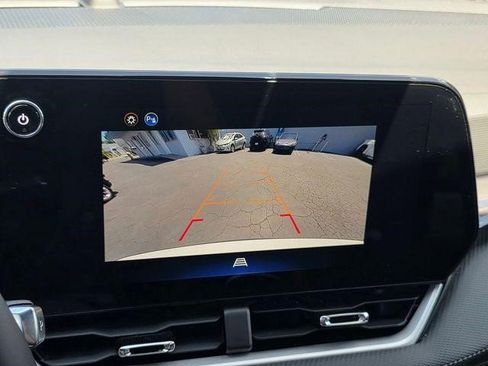 Certified 2026 Chevrolet Equinox LT FWD image 26