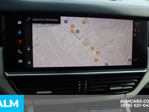 Used 2023 Porsche Cayenne S Platinum w/ Assistance Package image 38