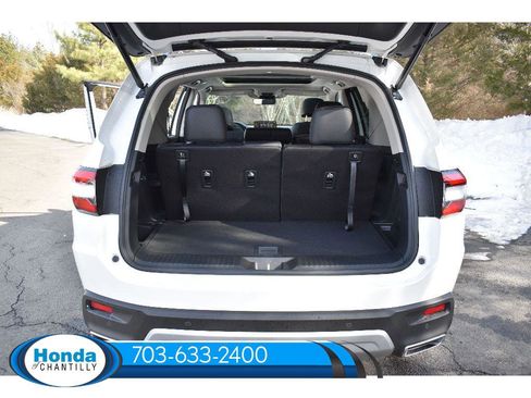 New 2025 Honda Pilot Touring image 34