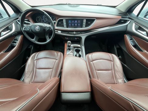 Used 2021 Buick Enclave Avenir w/ Avenir Technology Package AWD/4WD image 3