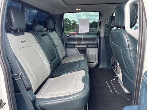 Used 2022 Ford F450 Limited w/ FX4 Off-Road Package AWD/4WD image 19