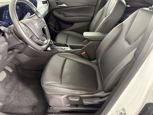 Used 2024 Buick Encore GX Sport Touring image 7