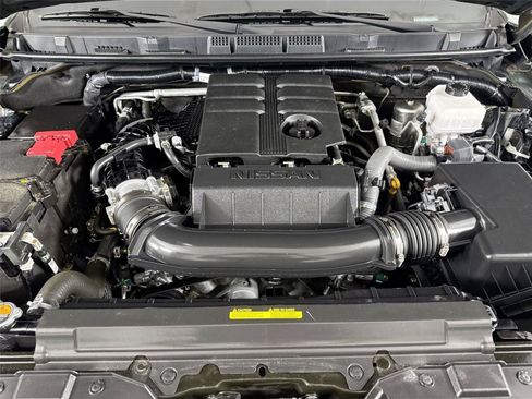 Used 2024 Nissan Frontier SL w/ Technology Package RWD image 45