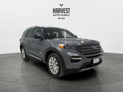 Used 2022 Ford Explorer King Ranch w/ Premium Technology Package image 9