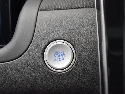 Used 2024 Hyundai Tucson Limited image 30