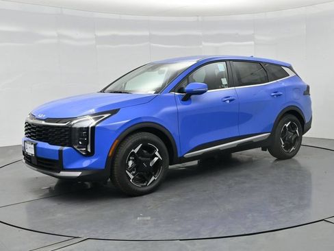 New 2026 Kia Sportage EX FWD image 70
