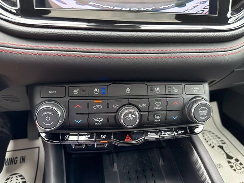 Used 2026 Dodge Durango GT AWD/4WD image 36