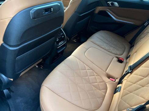 Certified 2024 BMW X5 xDrive50e w/ Premium Package image 15