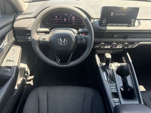 Certified 2023 Honda Accord LX image 17