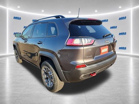 Used 2022 Jeep Cherokee Trailhawk w/ Comfort/Convenience Group AWD/4WD image 3