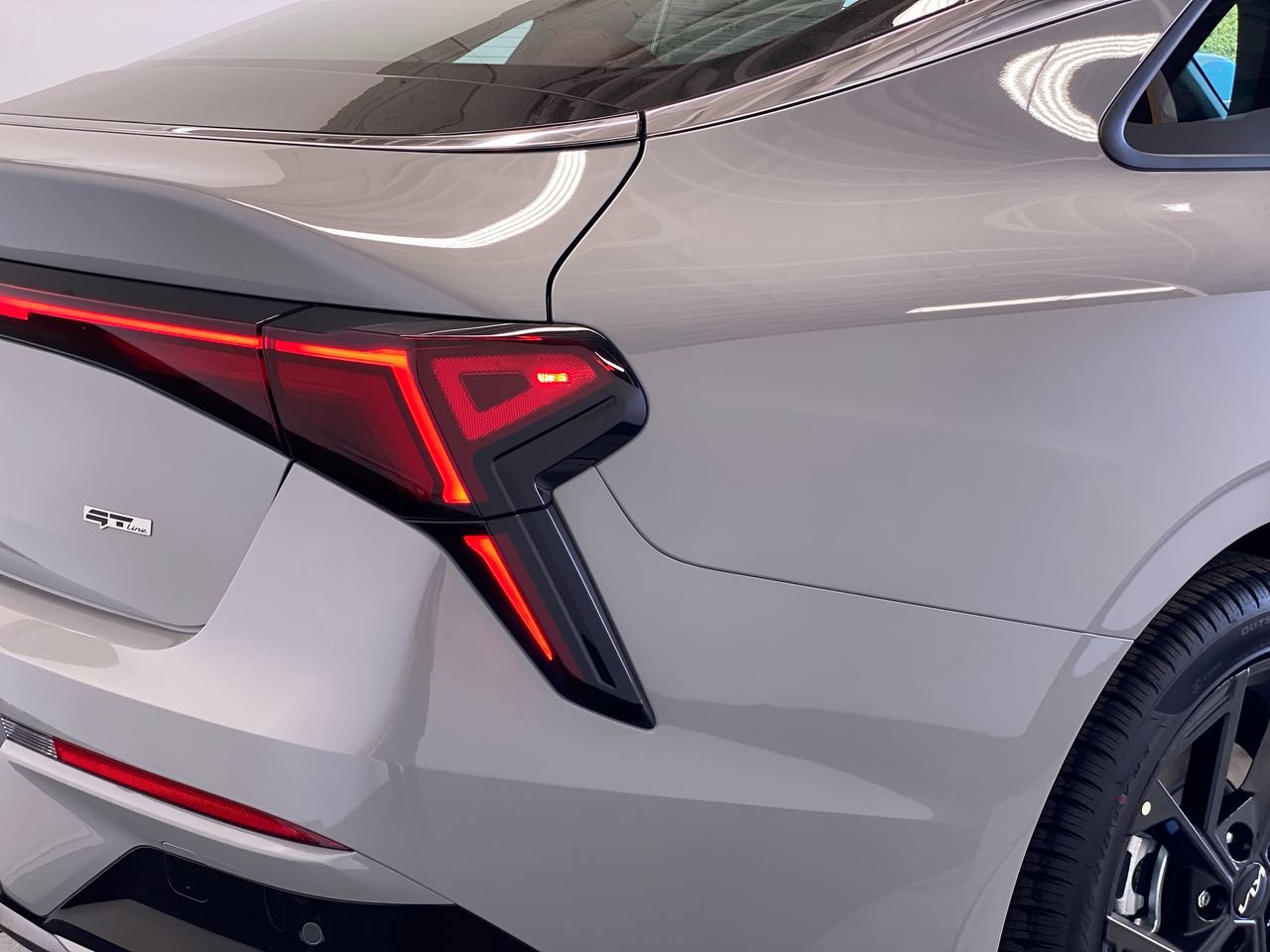 New 2026 Kia K5 GT-Line w/ GT-Line Premium Package FWD image 10