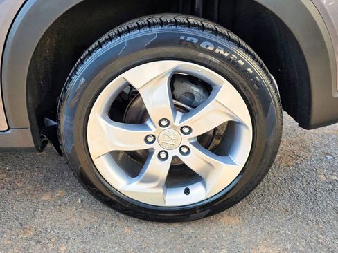 Used 2019 Honda HR-V LX image 41