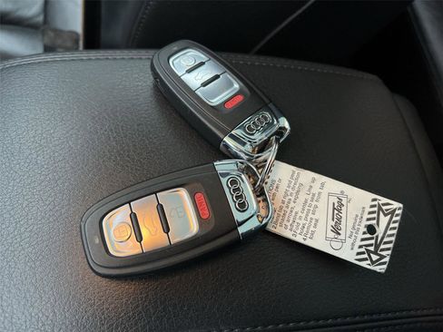 Used 2016 Audi Q5 2.0T Premium Plus w/ Technology Package image 28