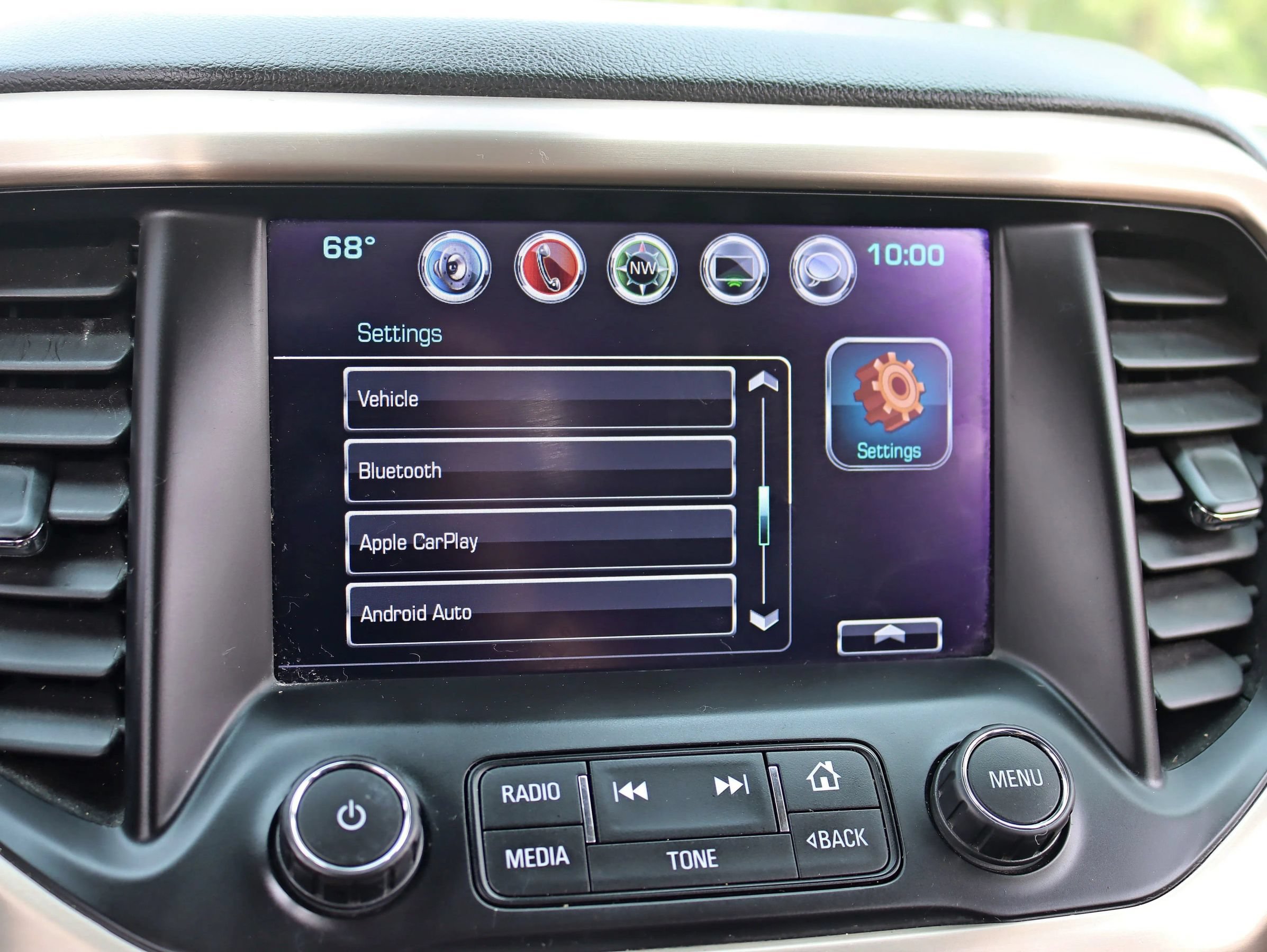 Used 2019 GMC Acadia Denali w/ Technology Package AWD/4WD image 24