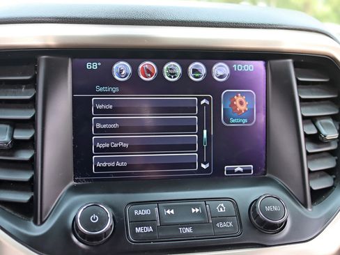 Used 2019 GMC Acadia Denali w/ Technology Package AWD/4WD image 24
