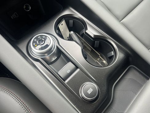 New 2026 Ford Explorer Active w/ Active Comfort Package image 8