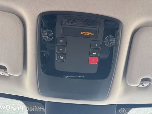 Used 2024 Kia Carnival SX FWD image 19