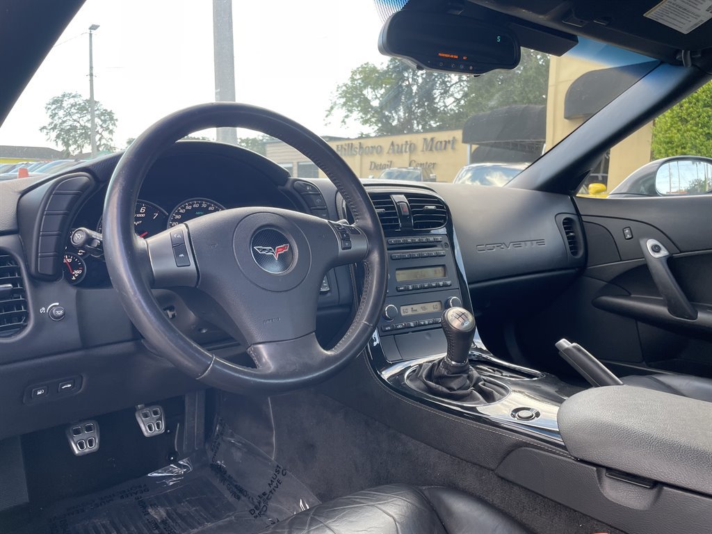 Used 2009 Chevrolet Corvette Coupe w/ Preferred Equipment Group RWD image 15
