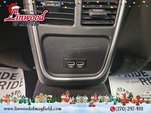 Used 2023 Dodge Charger SXT image 13