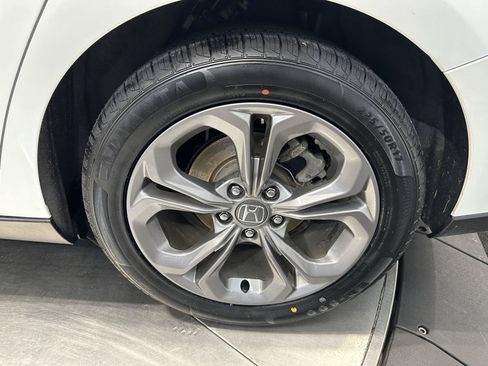 Certified 2024 Honda Accord EX image 10