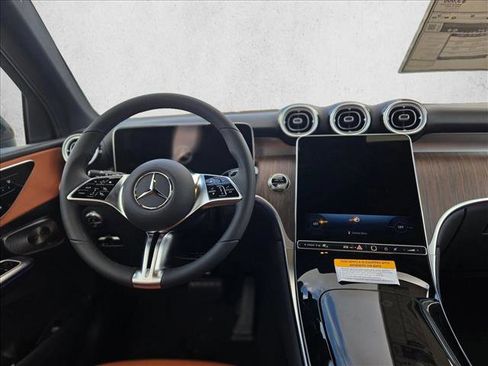 New 2026 Mercedes-Benz GLC 300 image 14