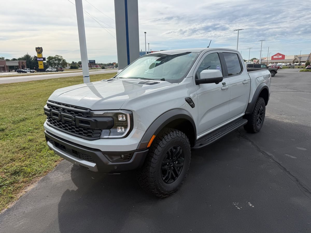 New 2026 Ford Ranger Raptor AWD/4WD image 1
