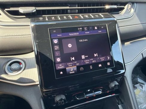 New 2026 Jeep Grand Cherokee Laredo AWD/4WD image 17