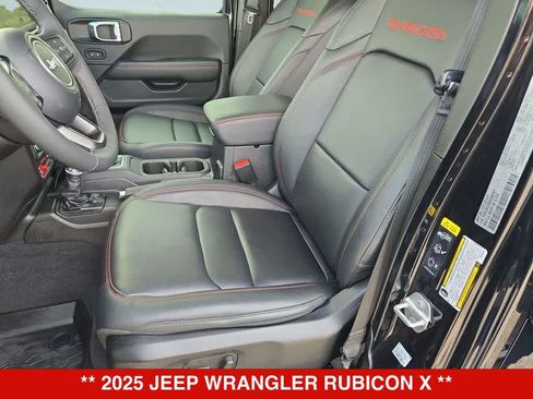 Used 2025 Jeep Wrangler Unlimited Rubicon AWD/4WD image 15