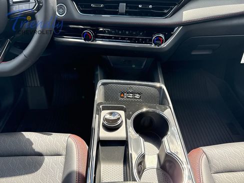 New 2026 Chevrolet Equinox RS AWD/4WD image 11