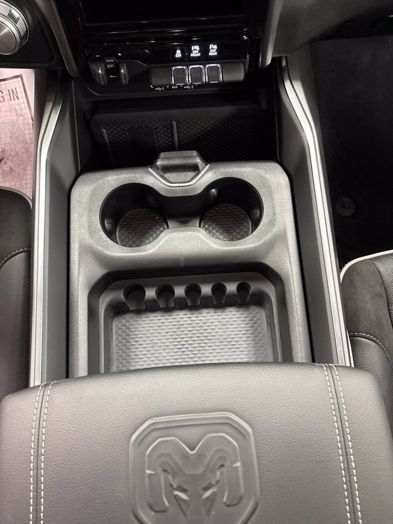 New 2027 RAM 1500 Laramie w/ Night Edition AWD/4WD image 14