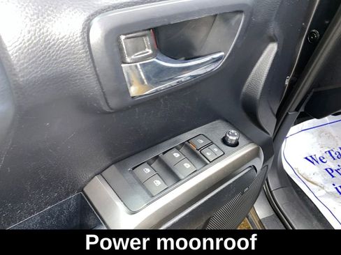 Used 2018 Toyota Tacoma Limited w/ Four Season Floor Mat Package AWD/4WD image 10