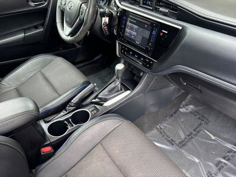 Certified 2017 Toyota Corolla SE w/ SE Premium Package FWD image 15