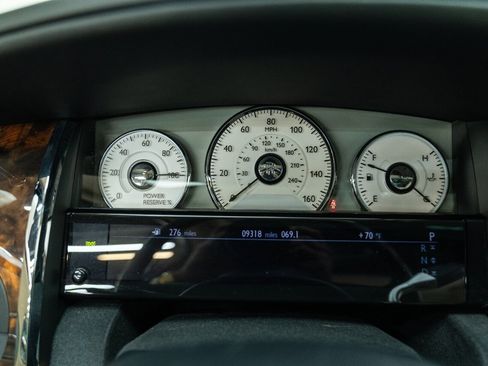 Used 2013 Rolls-Royce Ghost image 95