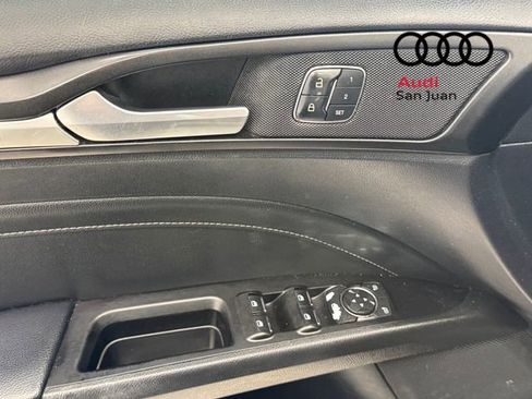 Used 2019 Ford Fusion Titanium AWD/4WD image 22