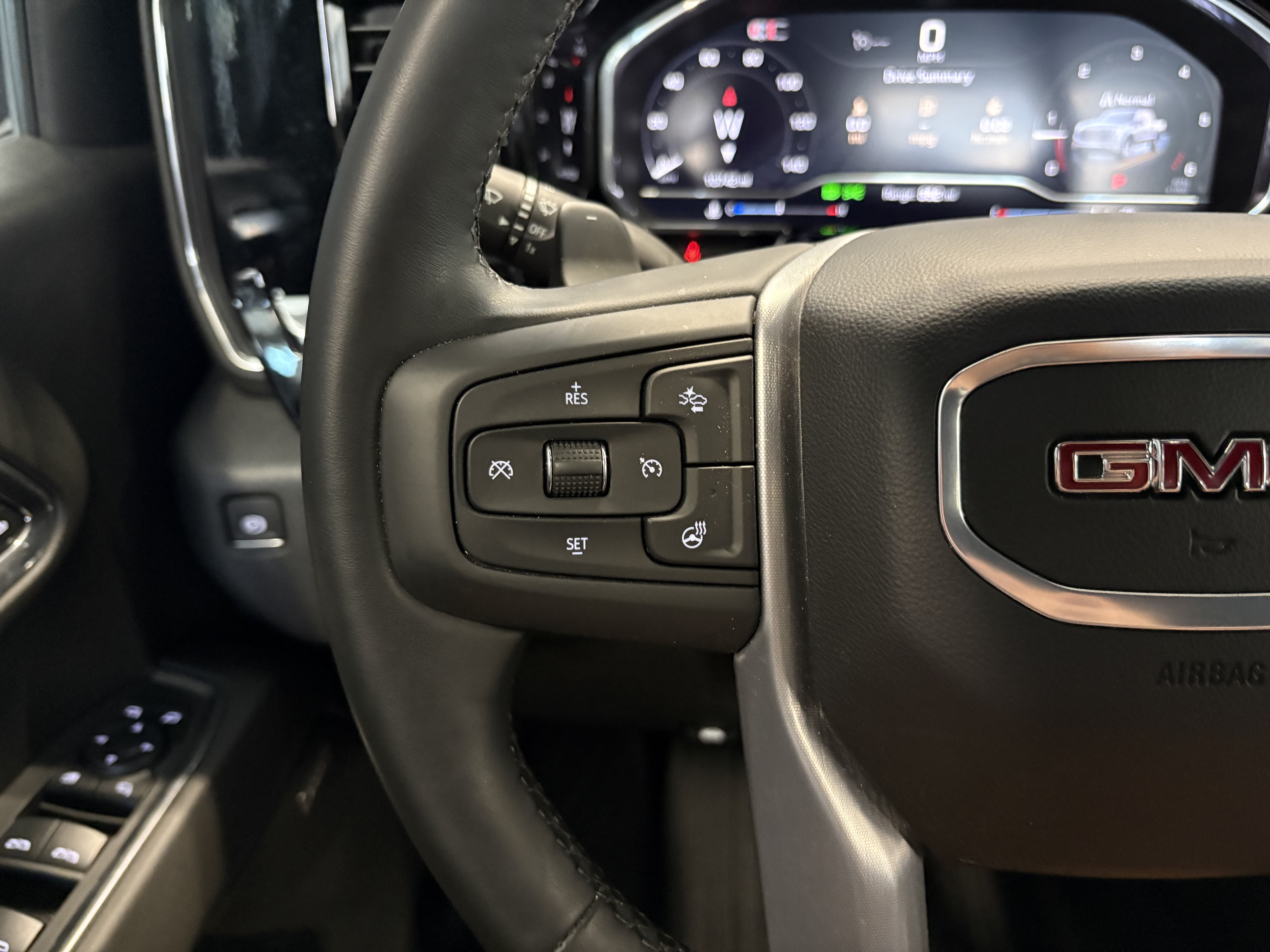 Used 2024 GMC Sierra 1500 SLT w/ SLT Premium Package RWD image 21
