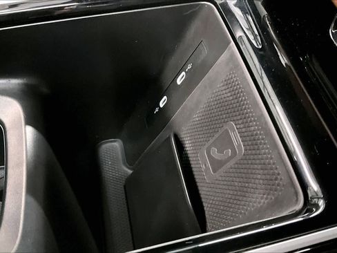 Used 2023 Volkswagen ID.4 Pro image 34